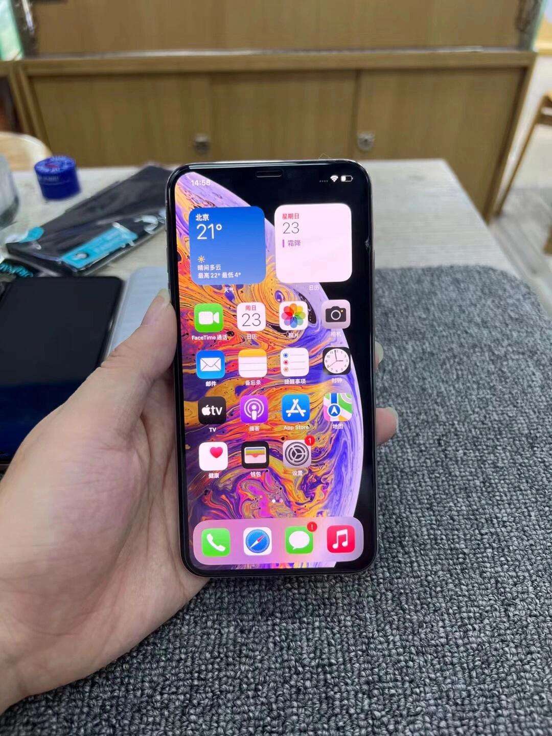 有锁版苹果x手机版港版iPhone有锁吗